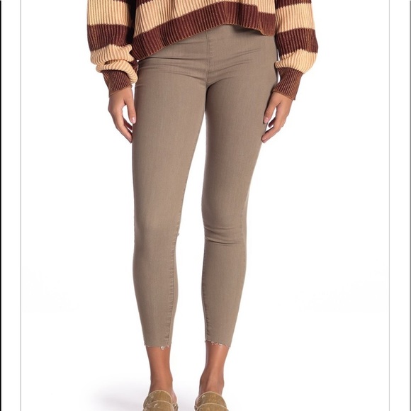 Free People Denim - Free People easy going jeggings khaki size 26